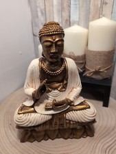 Buddha Sitting Resin Gold