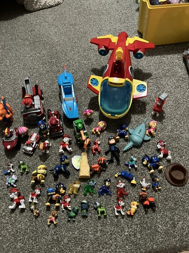 Job lot paw patrol figures - lot, of