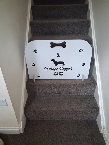 Wooden pet stopper dog - stopper, barrier