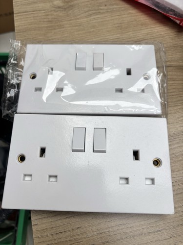 Gang socket white - socket,