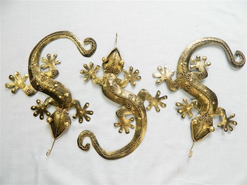 Metal gecko garden ornament - gecko,
