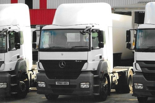 Eddie stobart tesco mercedes - stobart,