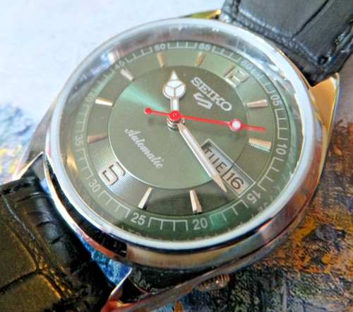 Seiko two tone dark green - two,