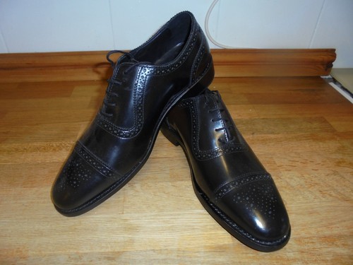Samuel windsor black semi - samuel,