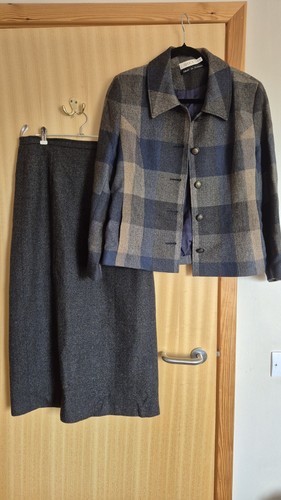 Womens avoca 100 wool piece - 100%,