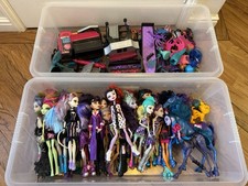 Monster High Bundle 41 Dolls