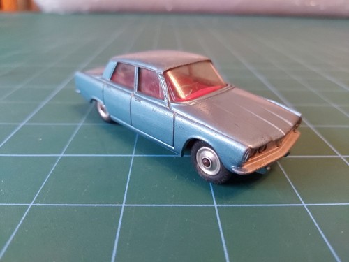 Corgi rover 2000 252 - corgi,