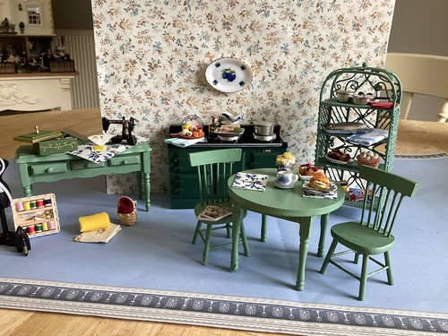 Dolls house scale - house,
