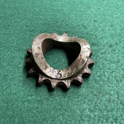 Triumph crankshaft sprocket - triumph,