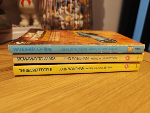 Joblot vintage john wyndham - 3x,