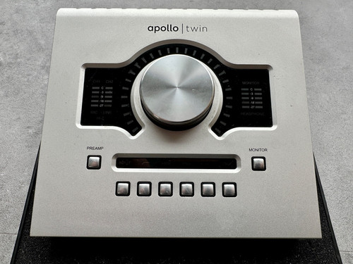 Universal audio apollo - universal,