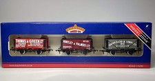Bachmann 37-081Z 3x Private Owner Wagons Berkshire / Bucks Themed Modelzone Excl