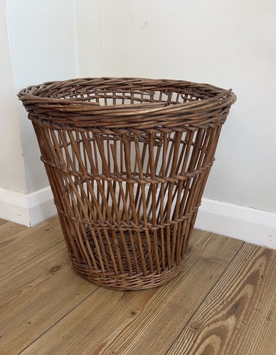 Vintage wicker basket - vintage, log