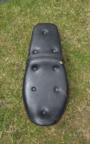 King and queen style - style, seat