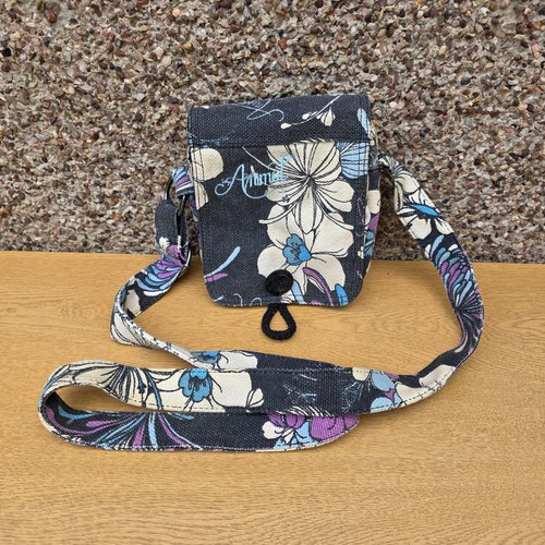Animal messenger cross body - animal, messenger/cross