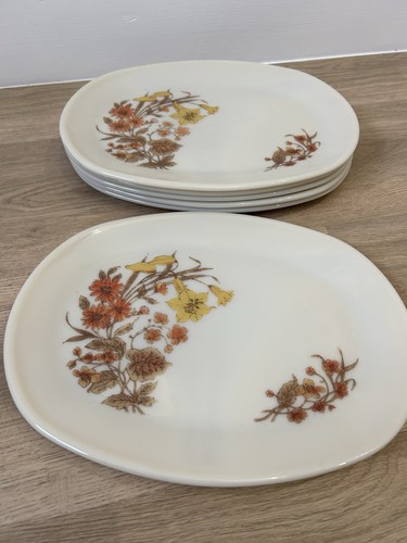 Vintage pyrex dinner plates - dinner,