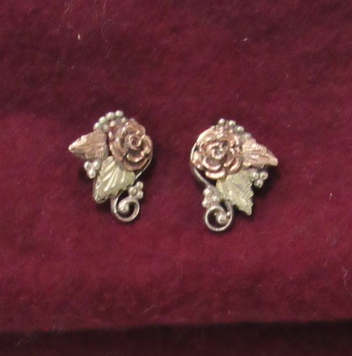 Vtg dainty black hills gold - dainty,