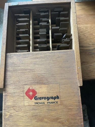 Complete gravograph brass - complete,