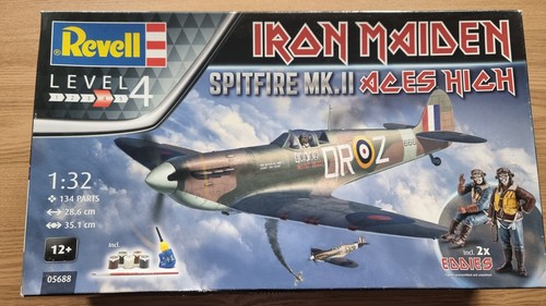 Revell scale spitfire - revell,