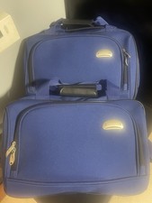 2x Revelation Travel Holdall /