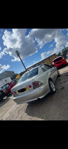 Lexus is200 spares - spares, breaking