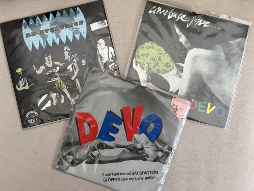 Devo vinyl single - 3x,