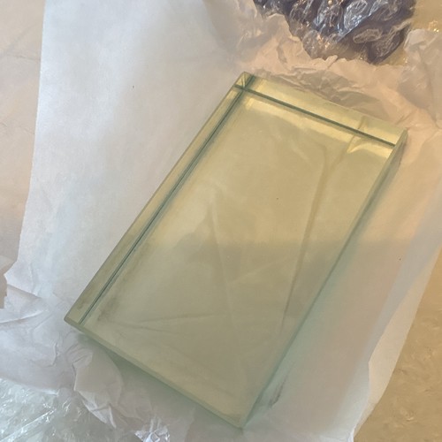 Glass block for refractive - glass,