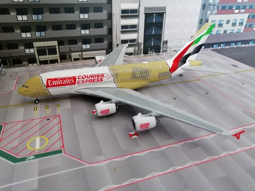 Emirates airbus a380 - emirates,