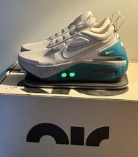 Size 5.5m / 7w -Nike Adapt