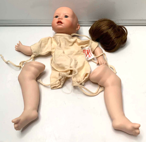 Porcelain bisque dolls - /,