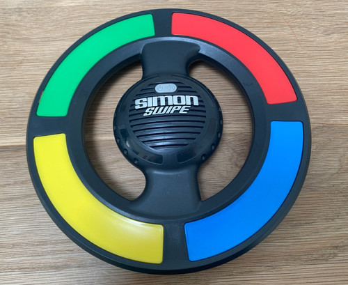 Hasbro gaming simon swipe - hasbro,