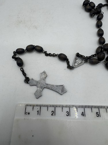 Black oval bead catholic - black,