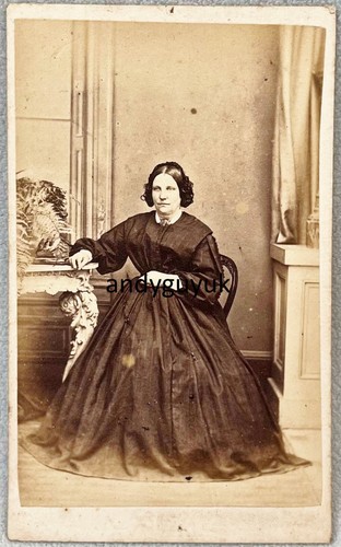 Cdv seated lady - lady, bonnet