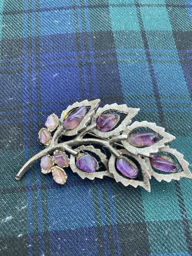 Attractive costume jewelry - attractive,