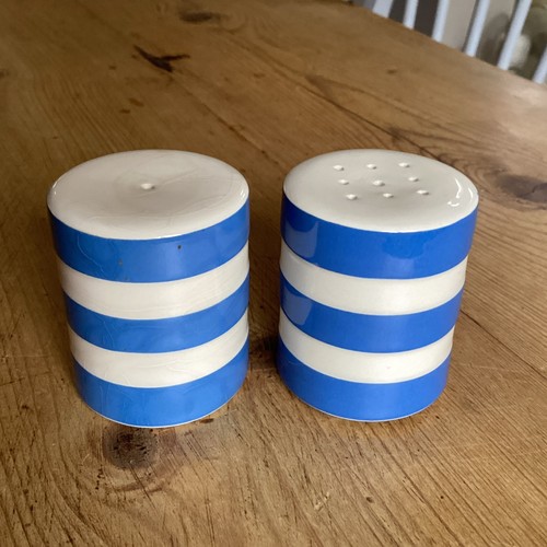 Green style cornishware - g,
