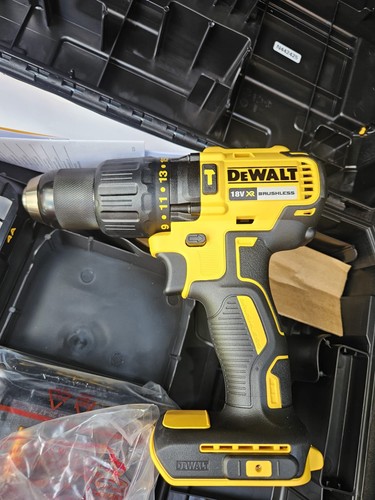 Dewalt dcd778m1t sfgb 18v - dcd778m1t-sfgb,