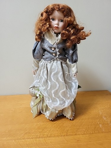 Victorian style dress display - victorian,