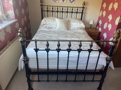 Antique double bed - antique,