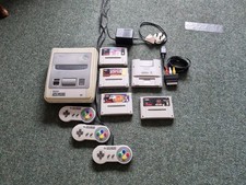 Super Nintendo SNES console 4 Games, 3 Official Controllers And Super Game Boy