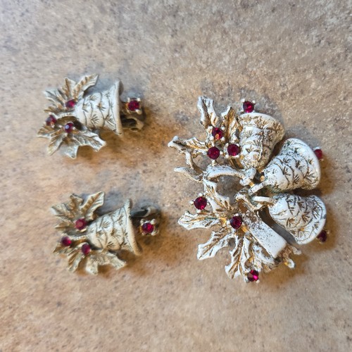 Vtg dobbs christmas - christmas, enamel