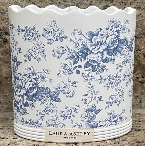 Laura ashley blue white - laura,