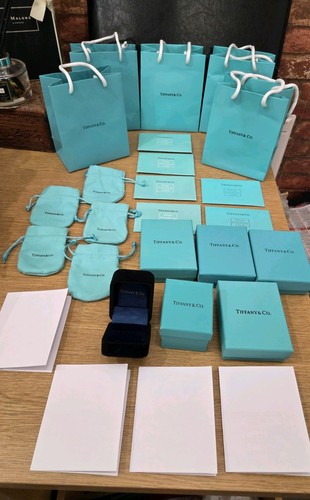 Tiffany packaging gift - &,