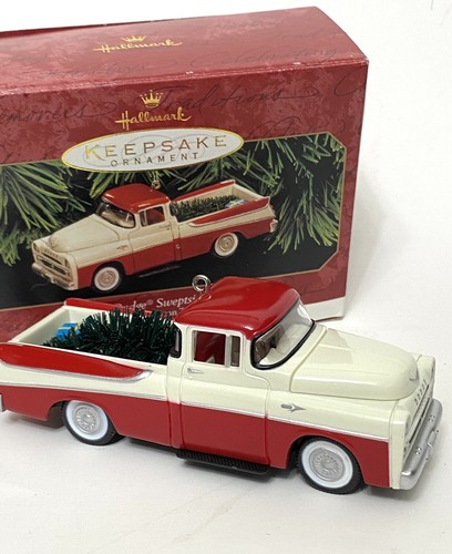 Hallmark keepsake 1957 - keepsake, dodge