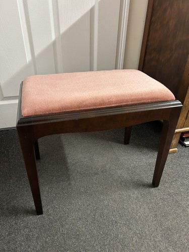 Stag minstrel stool - minstrel,