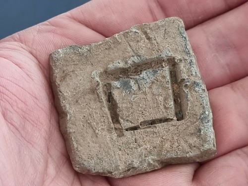 Roman lead heavy