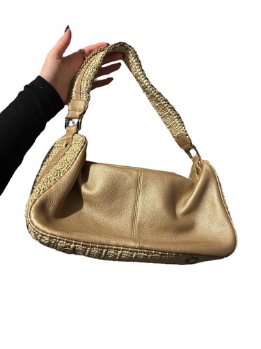 The sak pink label gold - the,