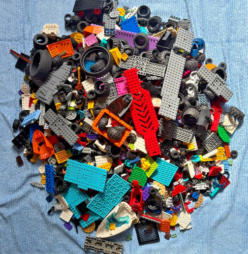 Huge kilo joblot lego - kilo,