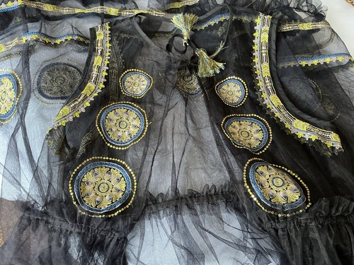 Long embroidered ethnic black - long,
