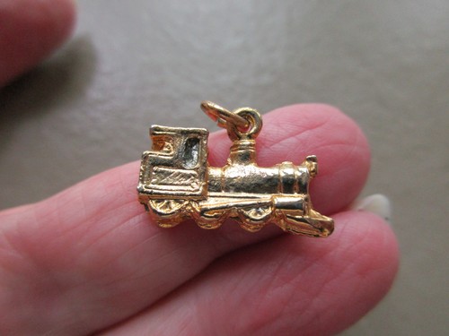 Cute vintage gold tone toy - vintage,