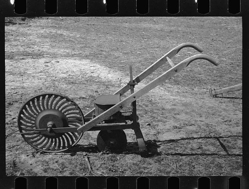 Photo 1930s garden cultivator - photo:1930s,